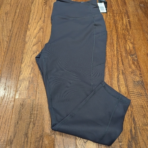 Torrid Performance Core Full Length Active pant  2x - Picture 10 of 11